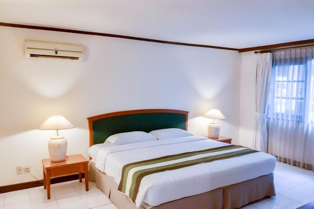 Whiz Residence Darmo Harapan Surabaya Ruang foto